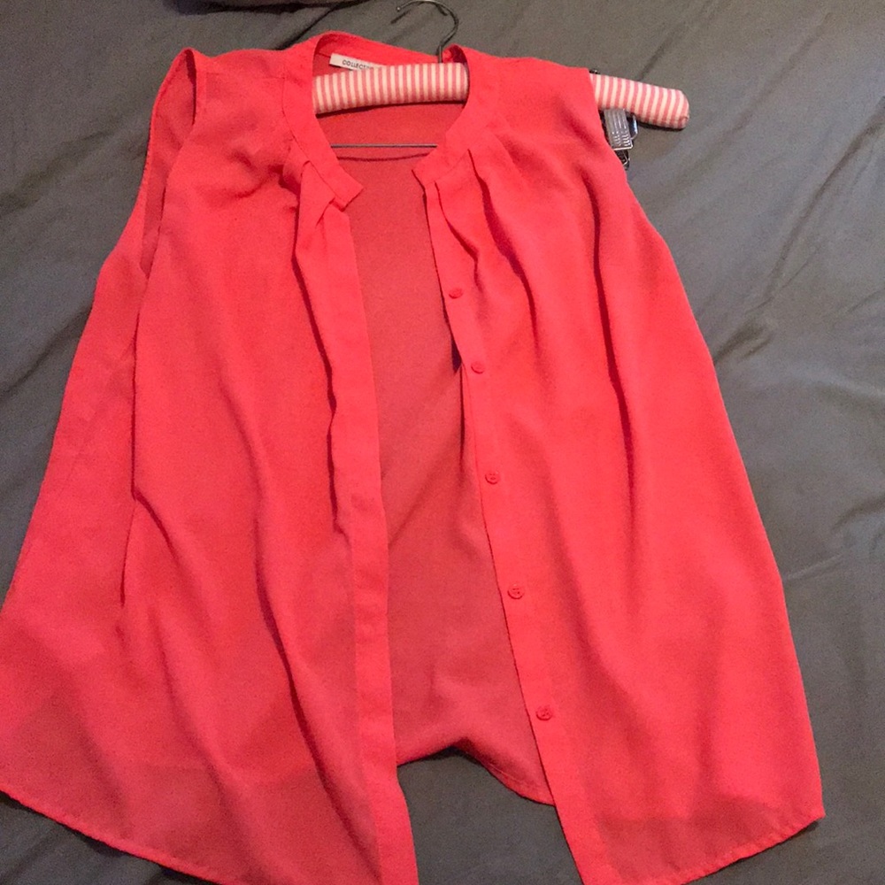 Cute salmon top!